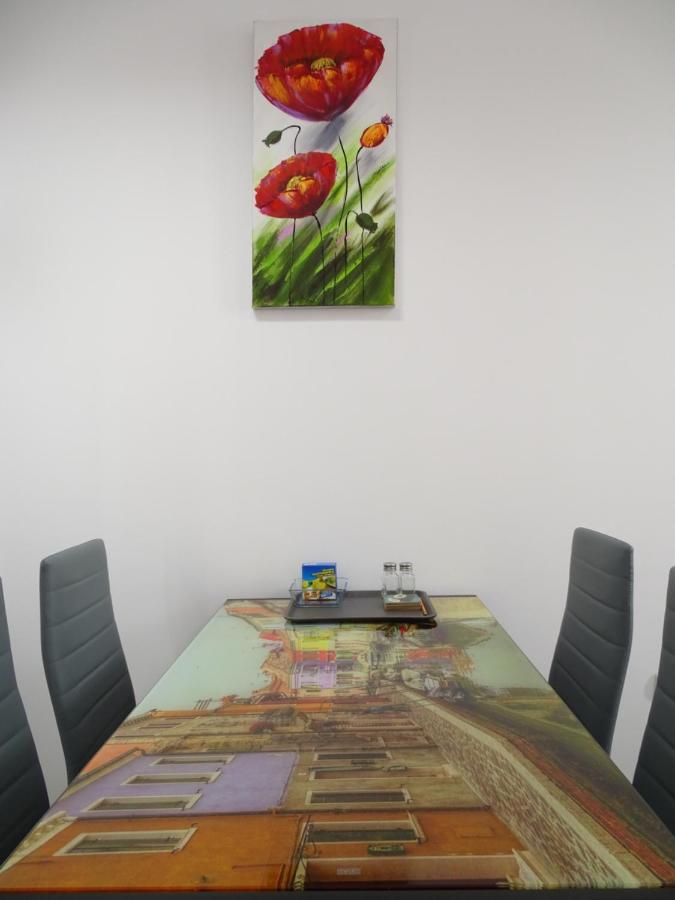 Charming Apartment In The Heart Of The Town Велико Търново Екстериор снимка